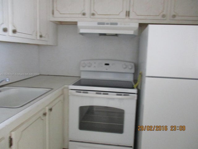 5 of 6 - 134 Camden F, West Palm Beach, FL