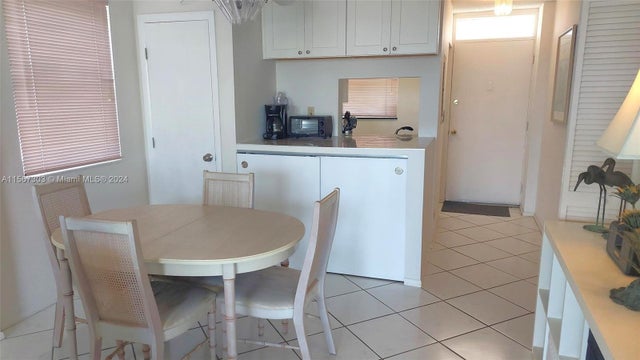 3 of 19 - 1731 Se 15th St 415, Fort Lauderdale, FL