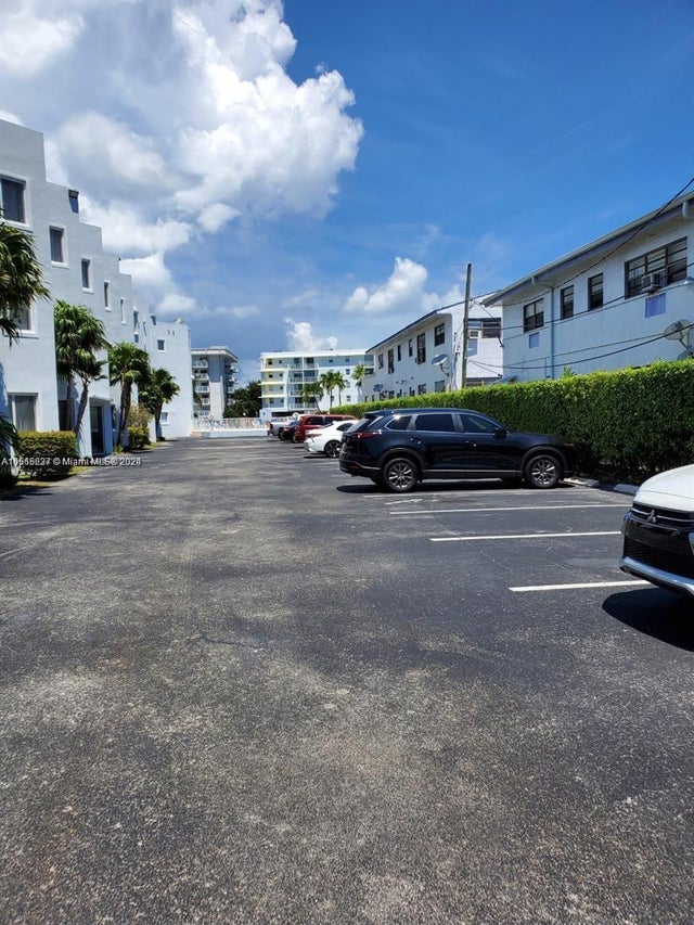 2 of 30 - 1185 Marseille Dr 209, Miami Beach, FL