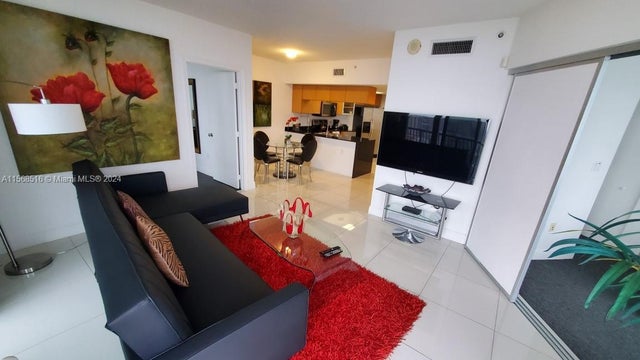 3 of 18 - 1750 N Bayshore Dr 3615, Miami, FL