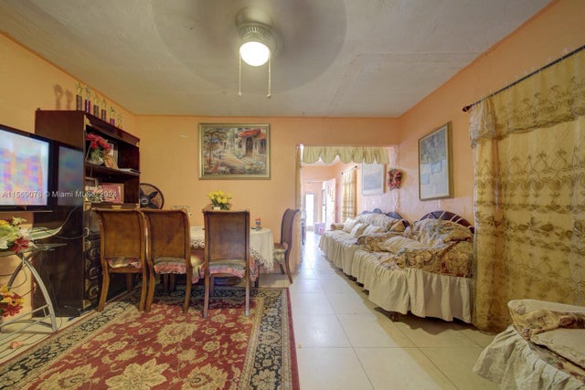 4 of 12 - 1877 Sw 6th St, Miami, FL