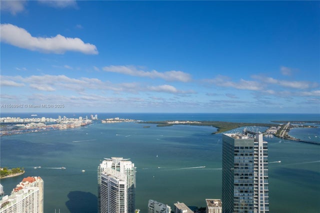 5 of 26 - 1420 S Miami Avenue 6803, Miami, FL