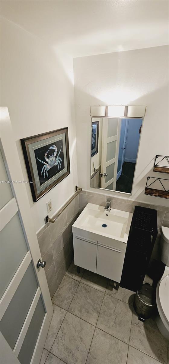 5 of 11 - 842 Meridian Ave 3d, Miami Beach, FL