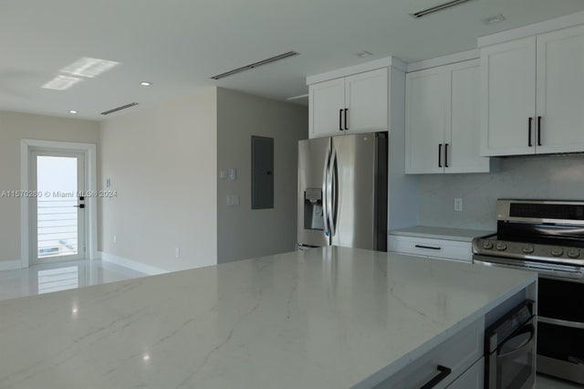 4 of 52 - 115 Azalea St, Tavernier, FL
