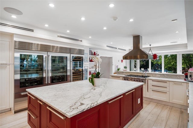 4 of 62 - 6320 Allison Rd, Miami Beach, FL