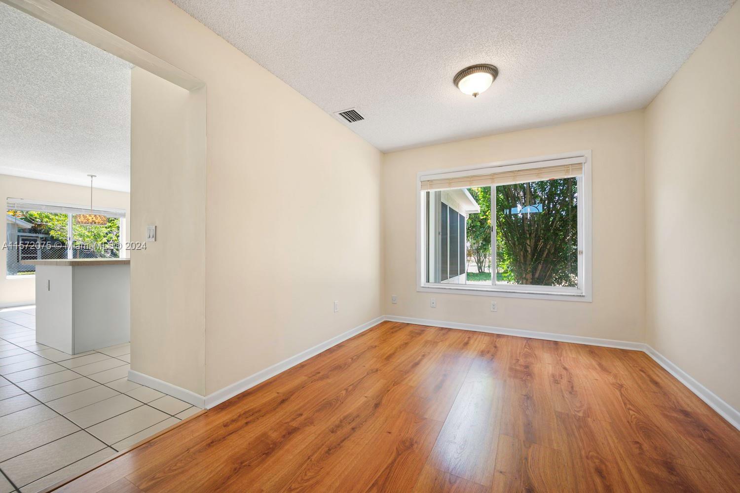 6901 Barnwell Dr, Boynton Beach, FL 334373619 A11572075 NV Realty Group