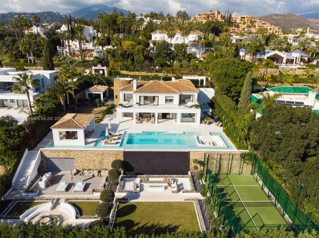 1 of 53 - 00 La Cerquilla, Nueva Andalucia, Marbella, 