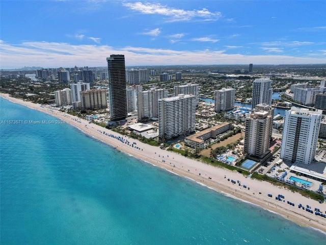 2 of 32 - 1980 S Ocean Dr 3p, Hallandale Beach, FL