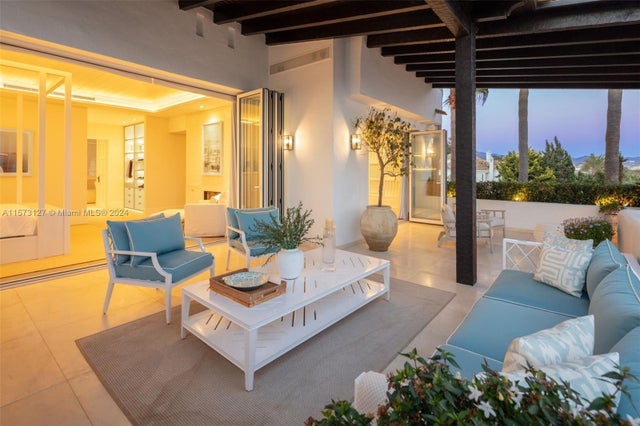 3 of 31 - 00 Puente Romano Resort, Marbella, 