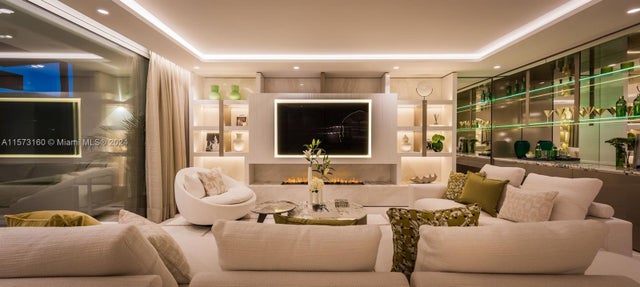 2 of 26 - 00 Puente Romano, Marbella, 