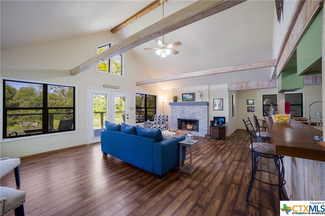 298 Meadowlake Drive on Meadow Lake in Seguin MLS® 541619 Listed for