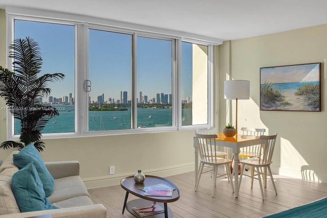 4 of 47 - 1100 West Ave 906, Miami Beach, FL