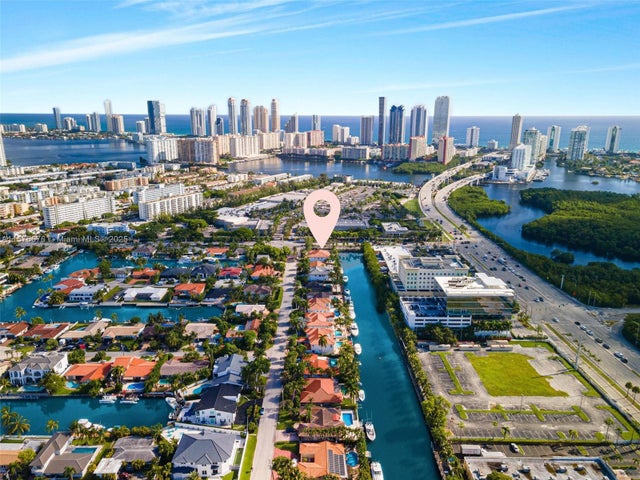 2 of 18 - 3460 Ne 164th St, North Miami Beach, FL