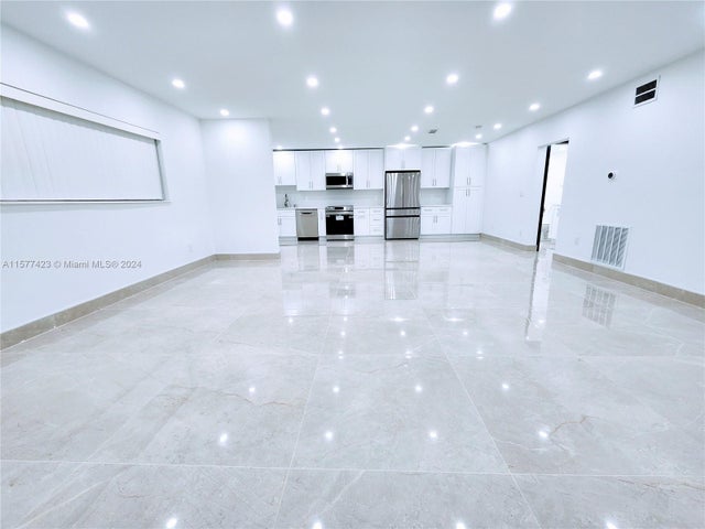 5 of 44 - 11930 Ne 19th Dr 3, North Miami, FL