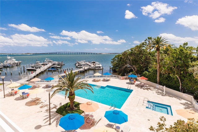 1 of 91 - 1581 Brickell Ave 1107, Miami, FL