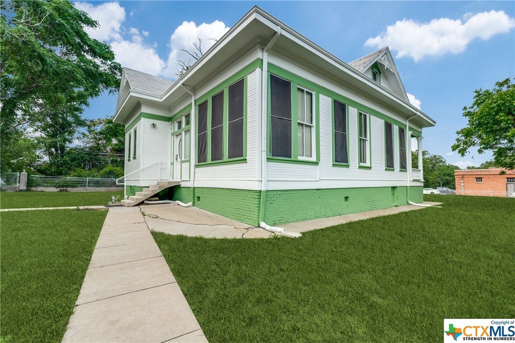 9248 Fm 725, McQueeney TX Real Estate Listing MLS® 541973