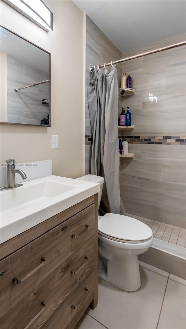 4 of 63 - N/A, Wilton Manors, FL