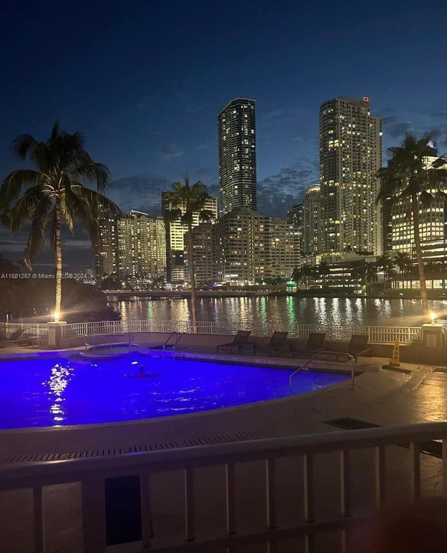 2 of 33 - 701 Brickell Key Blvd 202, Miami, FL
