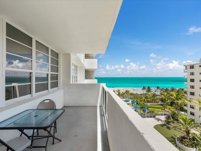 1 of 18 - 100 Lincoln Rd 830, Miami Beach, FL