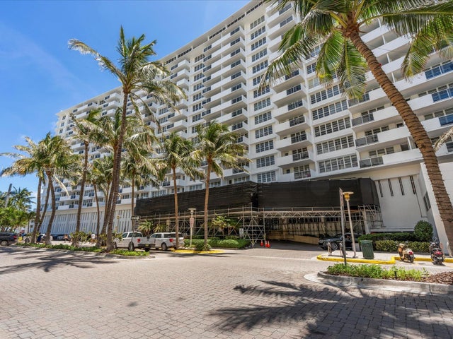 2 of 18 - 100 Lincoln Rd 830, Miami Beach, FL