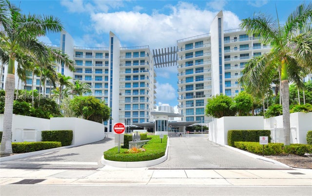 2 of 38 - 3300 Ne 188th St 615, Aventura, FL