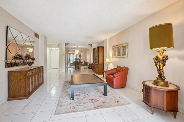 4 of 20 - 2804 N 46th Ave C227, Hollywood, FL