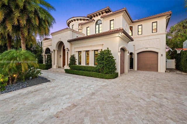 2 of 41 - 631 Hibiscus Dr, Hallandale Beach, FL