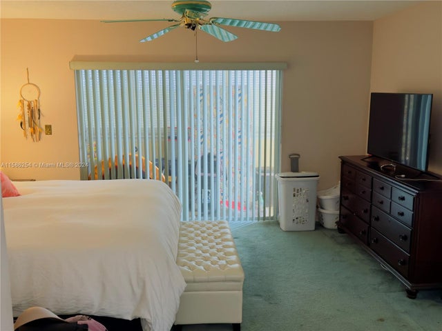 3 of 12 - 3955 N Nob Hill Rd 408, Sunrise, FL