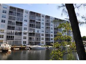 1 of 18 - 3660 Ne 166th St 611, North Miami Beach, FL