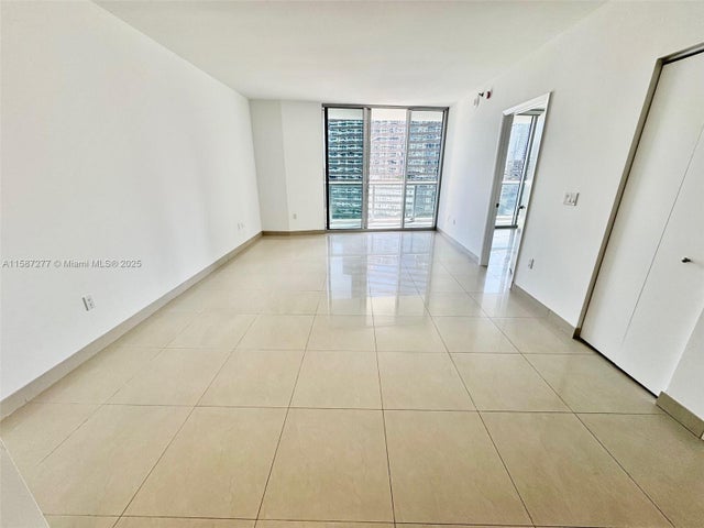 4 of 15 - N/A, Miami, FL