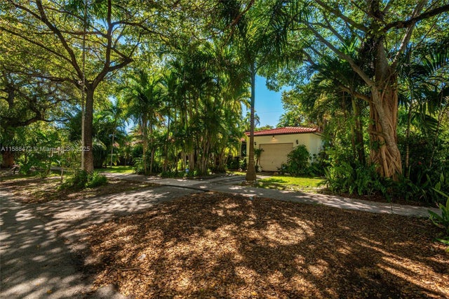 3 of 43 - 320 San Sebastian Ave, Coral Gables, FL
