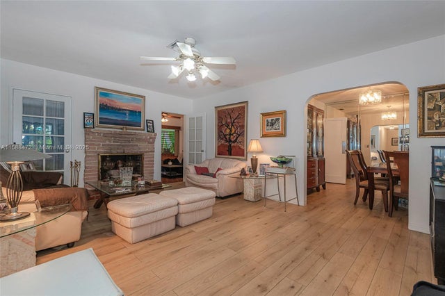 4 of 43 - 320 San Sebastian Ave, Coral Gables, FL