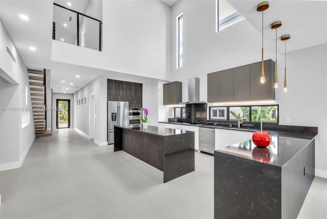 1 of 30 - 808 Sw 9th St 808-a, Fort Lauderdale, FL