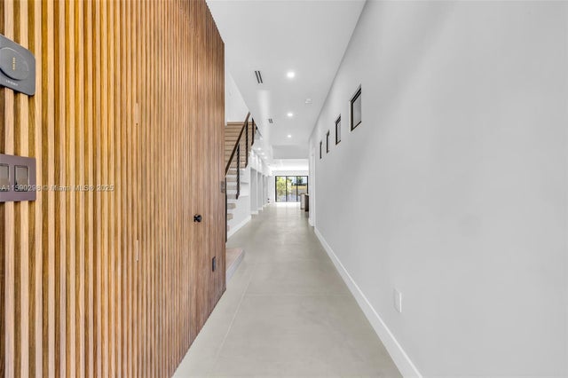 3 of 32 - 808 Sw 9th St 808-b, Fort Lauderdale, FL