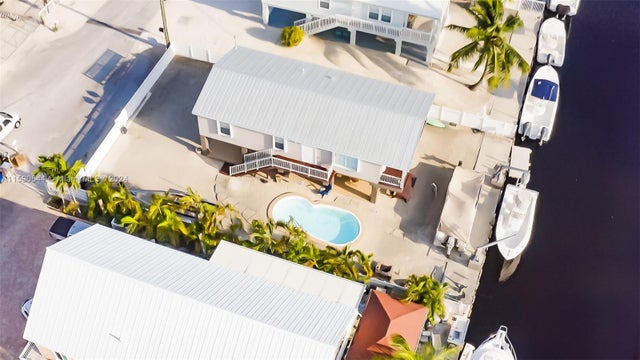 3 of 40 - 338 Windley Rd, Key Largo, FL