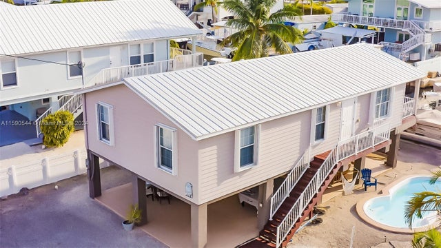 4 of 40 - 338 Windley Rd, Key Largo, FL