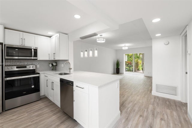 1 of 32 - 2300 Ne 1st Ln 106, Boynton Beach, FL