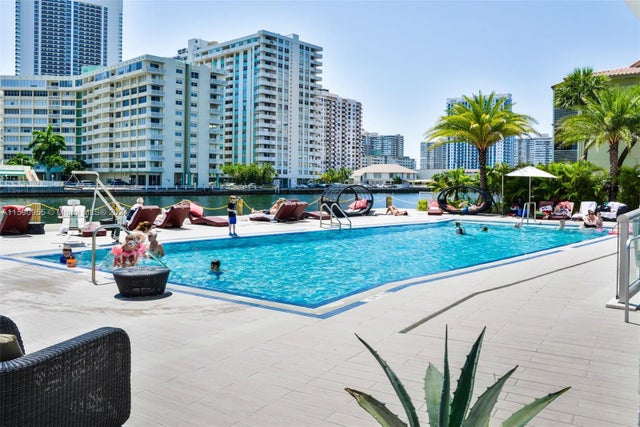 4 of 16 - 2602 E Hallandale Beach Blvd R2303, Hallandale Beach, FL