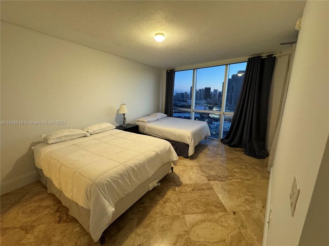 4 of 12 - 1750 N Bayshore Dr 3114, Miami, FL