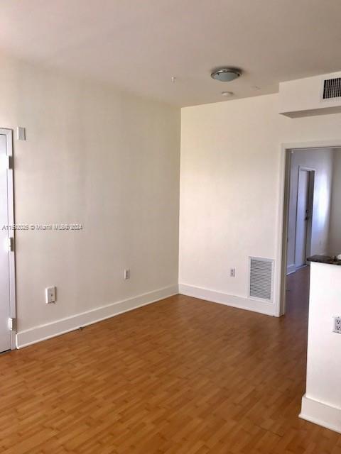 3 of 12 - 1000 Meridian Ave 2, Miami Beach, FL