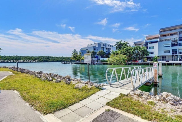 2 of 34 - 400 Kings Point Dr 317, Sunny Isles Beach, FL