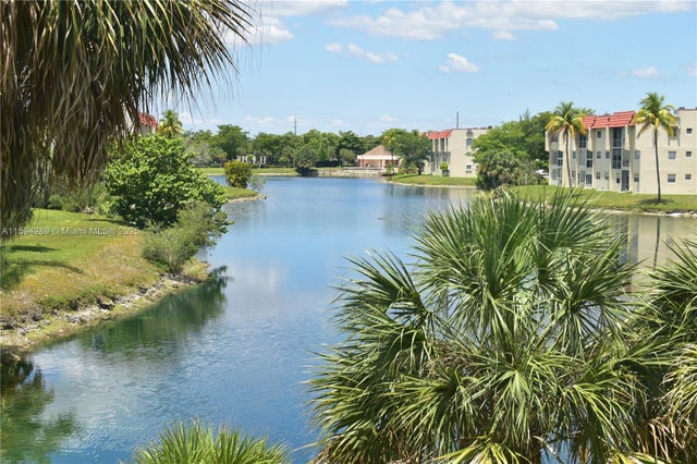 1 of 31 - 3051 E Sunrise Lakes Dr 211, Sunrise, FL