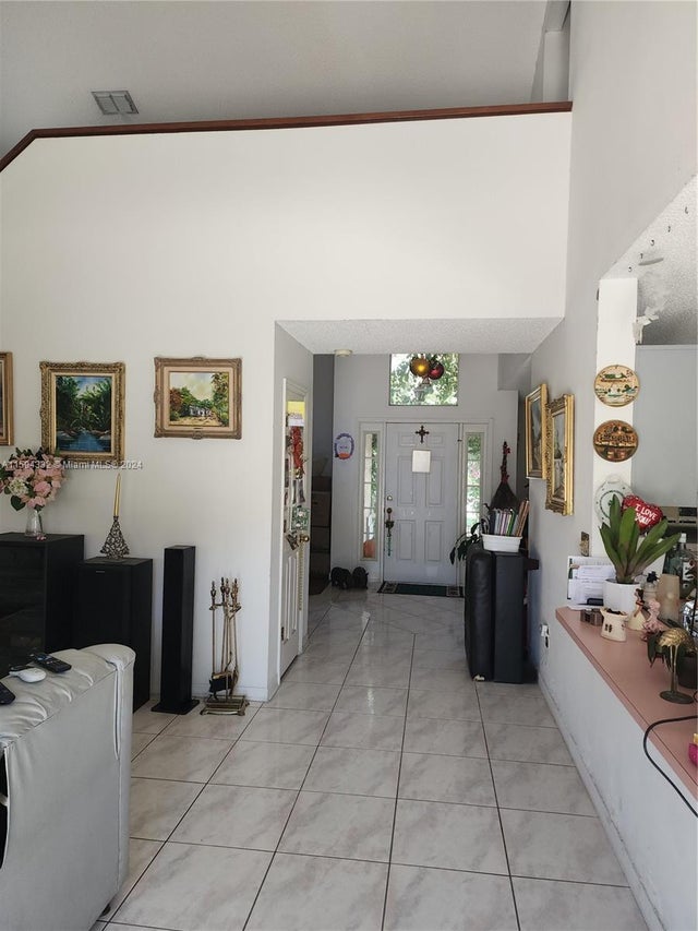 5 of 35 - 7309 Yardley Way, Other City - In The State Of Florida, FL