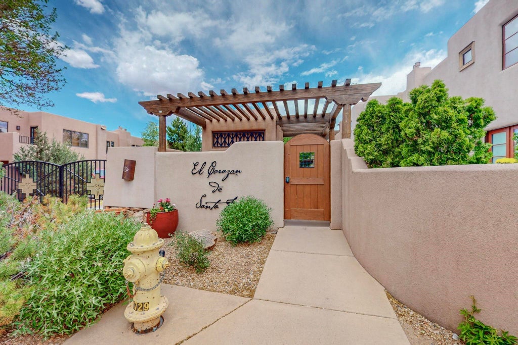 103 Catron 39, Santa Fe Property Listing MLS® 202401878