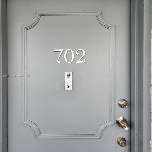 1 of 24 - 1345 West Ave 702, Miami Beach, FL
