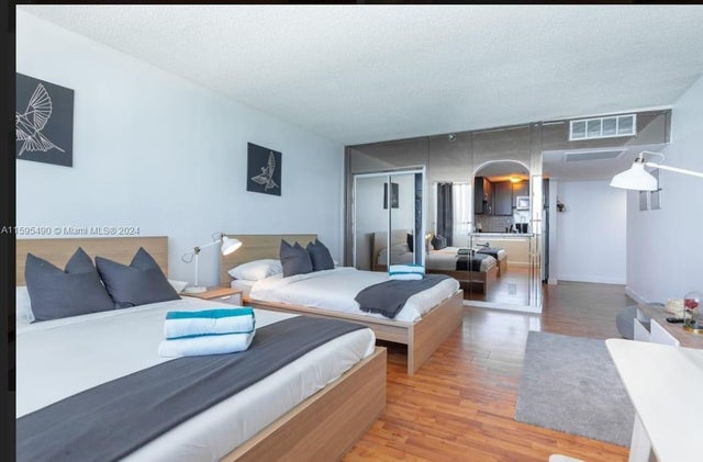 5 of 9 - 5445 Collins Ave 1735, Miami Beach, FL