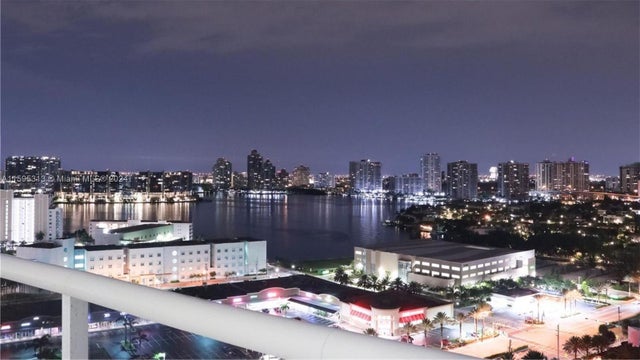 2 of 14 - 18001 Collins Ave 2607, Sunny Isles Beach, FL