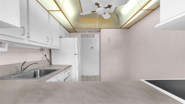 5 of 33 - 200 172nd St 222, Sunny Isles Beach, FL