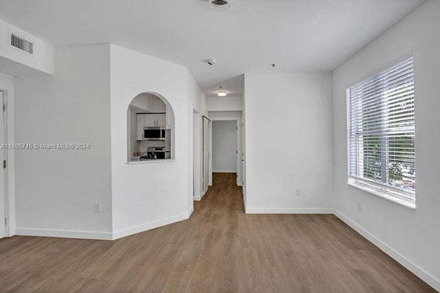 1 of 24 - 747 Michigan Ave 204, Miami Beach, FL
