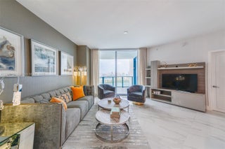 Photo of Listing #A11595159